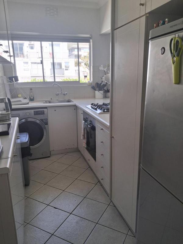 To Let 1 Bedroom Property for Rent in Oranjezicht Western Cape